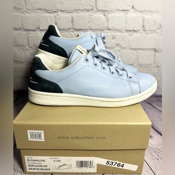 Ellen Degeneres ED Chapa Love Shoes Blue Leather Lace Up Sneakers Women
Size 6.5 - Picture 2 of 16
